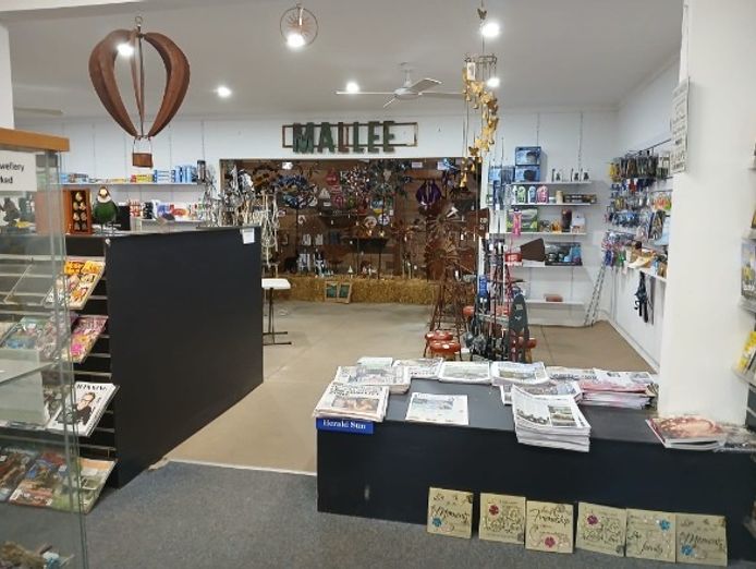 giftstore-and-lotto-hopetoun-dwn247-3