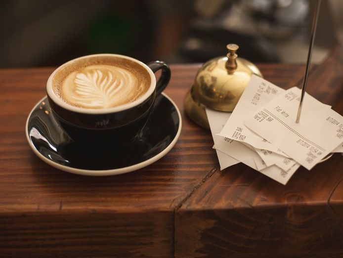 profitable-5-days-cafe-prime-location-low-rent-vs0303-0