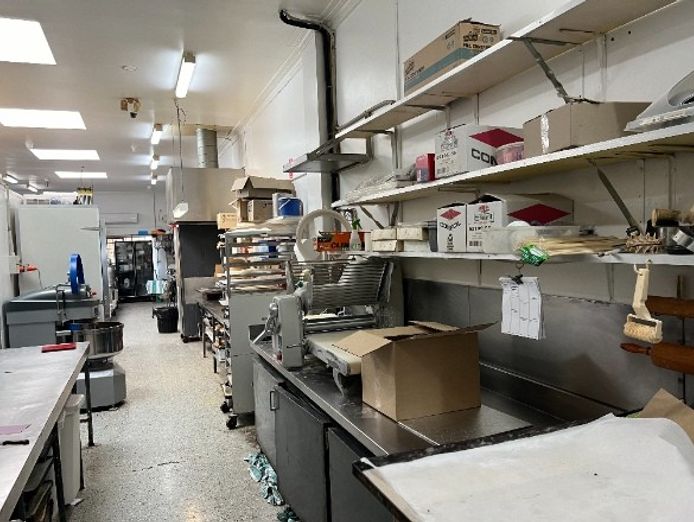 cake-shop-cafe-in-lalor-jasw0049-5