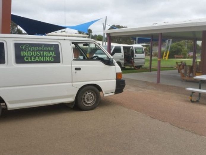 brilliant-model-cleaning-business-all-customers-contracts-cs25-139-2