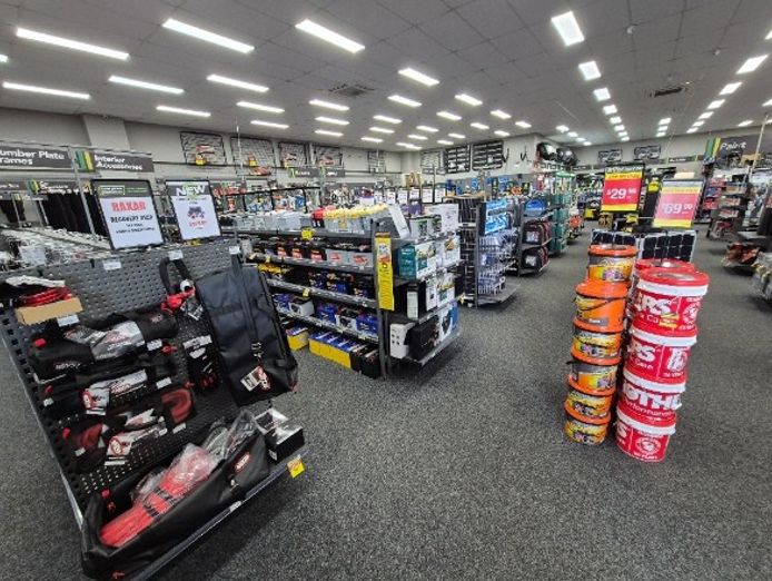autobarn-retail-outlet-gls122-6