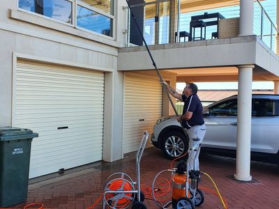 whyalla-window-cleaning-high-water-pressure-cleaning-0