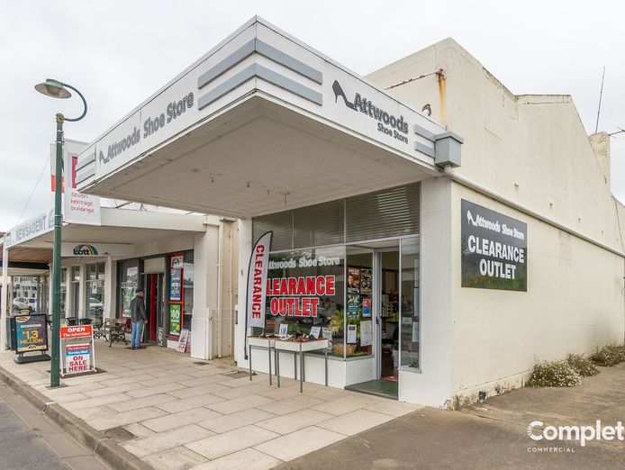 attwoods-shoe-store-naracoorte-6