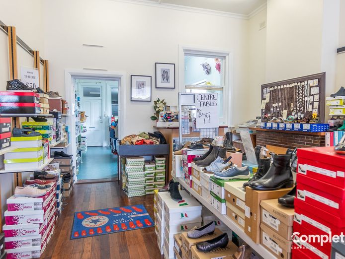 attwoods-shoe-store-naracoorte-7