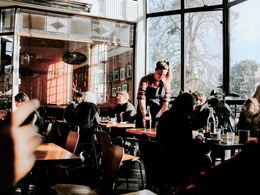 Well Established Cafe in Frankston | $19,000 Weekly Takings | Semi- Managed [260