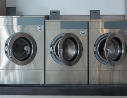 Very Nice Set-up Quality Laundromat 27 Machines Lots of Potential [2402163]