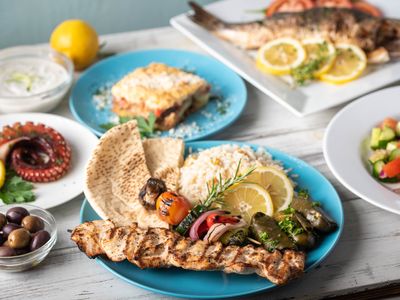 thriving-restaurant-amp-bar-16k-weekly-sales-low-rent-high-exposure-locatio-2