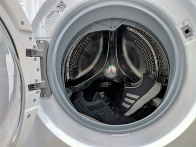 well-established-dry-cleaning-and-laundry-business-in-low-competition-area-of-ge-1