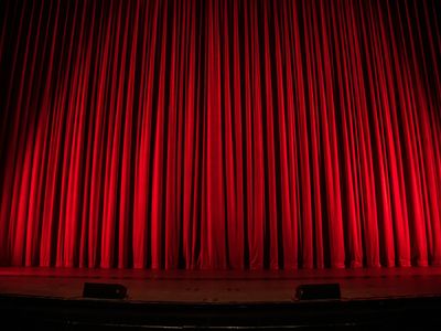theatre-in-education-victoria-39-s-longest-running-bilingual-tie-company-asking-1