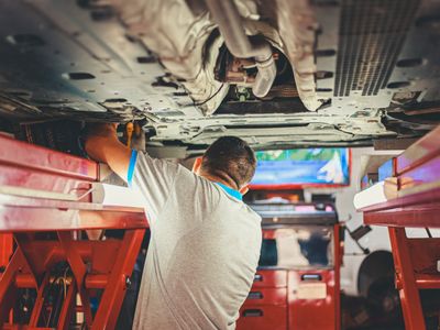 established-automotive-workshop-roadworthy-certificate-approved-2608071-2
