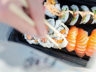 fully-equipped-asian-takeaway-restaurant-with-commercial-kitchen-2508213-1