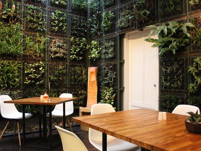 langwarrin-burger-amp-parma-takeaway-for-sale-high-weekly-takings-15k-2509141-1