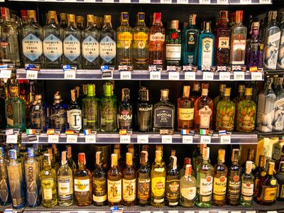 prime-location-liquor-store-fully-equipped-licensed-amp-ready-to-trade-2604163-1