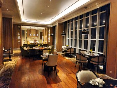 high-end-fusion-cafe-full-liquor-license-amp-function-potential-2508071ed-2