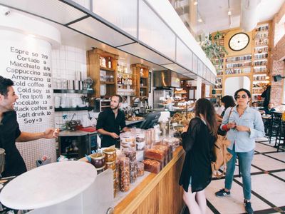 beautiful-setup-cafe-for-sale-near-brighton-2409031-1