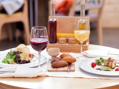 established-restaurant-for-sale-prime-camberwell-location-lots-of-potential-0