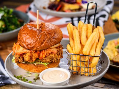 exciting-opportunity-to-own-a-thriving-burger-amp-toastie-coffee-shop-2406141-0