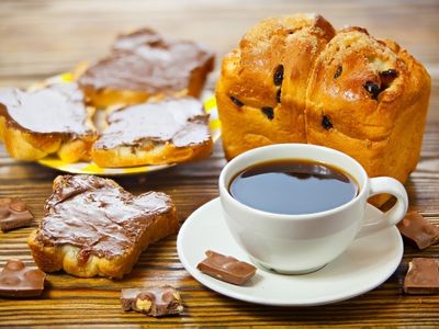 busy-coffee-shop-high-foot-traffic-bargain-price-2410312-2