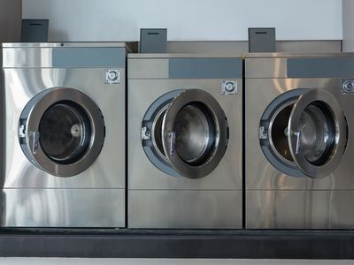 coin-laundry-dry-cleaning-high-taking-big-potential-passive-income-2405161-0