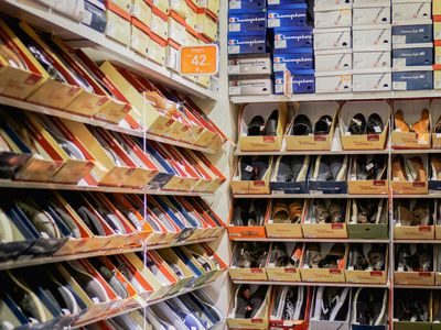 established-shoe-store-in-prime-rowville-location-high-takings-2605221-1