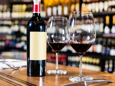 vendor-must-sell-low-entry-cost-bottle-shop-with-huge-growth-potential-260513-0