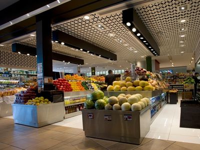 busy-profitable-fruit-and-veggie-shop-with-21000-pw-takings-2508141-1