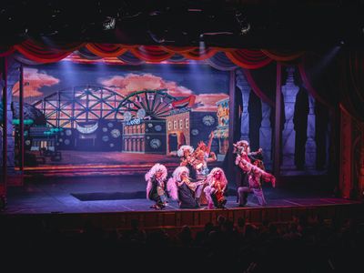 theatre-in-education-victoria-39-s-longest-running-bilingual-tie-company-asking-2