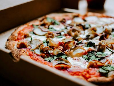 pizza-and-takeaway-long-established-secure-business-2403042-1