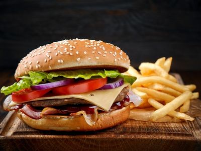 burger-store-for-sale-in-a-prime-location-2511151-2