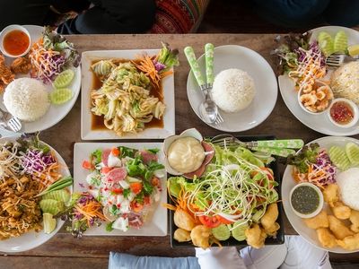 popular-cafe-amp-restuarant-for-sale-near-cbd-2505011-1