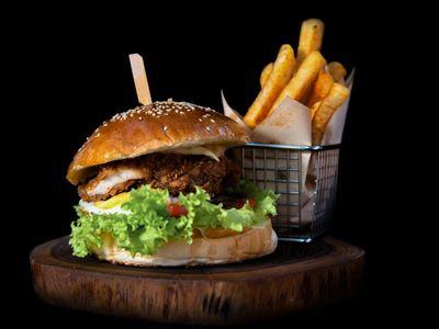high-taking-17k-p-w-amp-low-rent-680-p-w-restaurant-prime-croydon-location-2