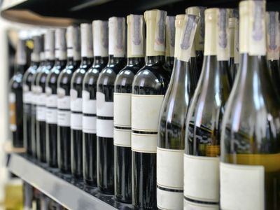 outstanding-ashwood-business-opportunity-established-liquor-store-in-prime-loca-2