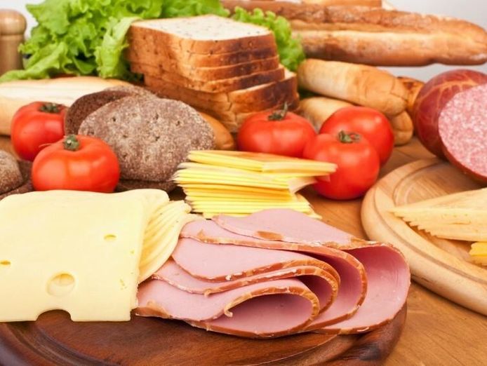busy-deli-shop-in-prime-location-in-shopping-area-2406031-1