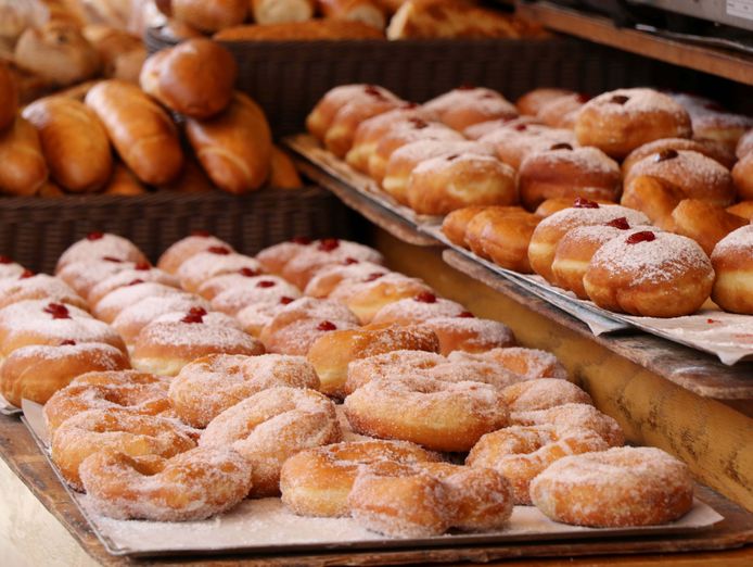 wholesale-bakery-kitchen-market-stalls-division-in-mornington-2406172-0