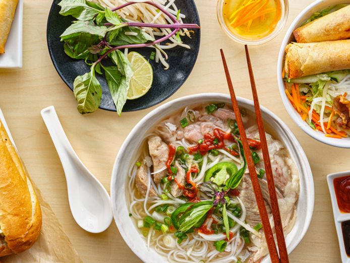 vietnamese-restaurant-walk-in-walk-out-sale-fully-equipped-in-prime-location-0