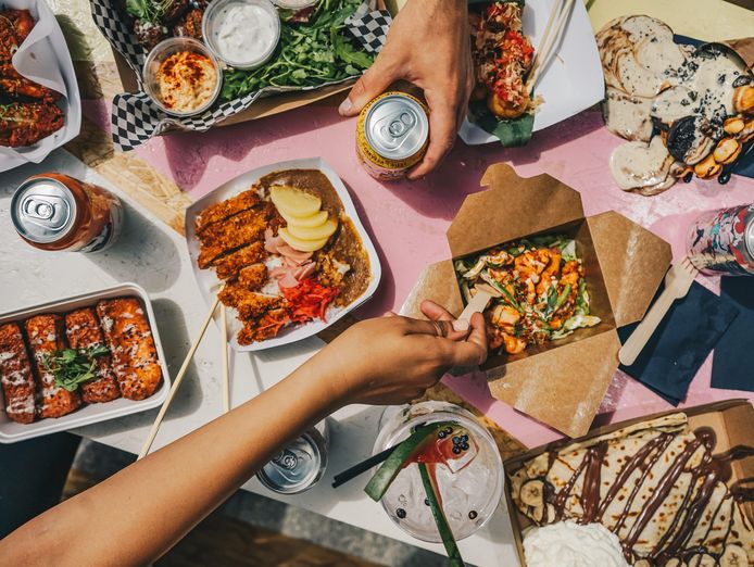 food-trucks-business-for-sale-under-full-management-2405222-2