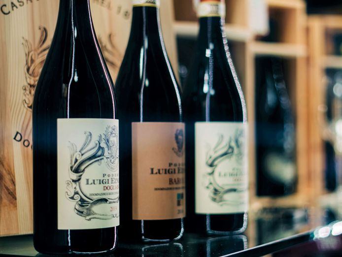 premium-liquor-business-weekly-takings-low-rent-long-lease-2608281-2
