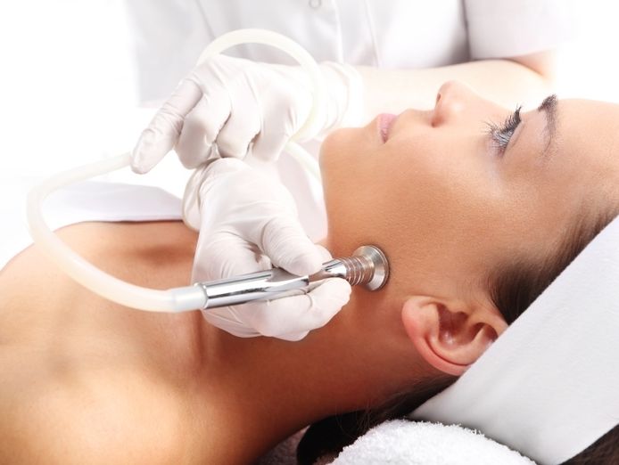 premium-beauty-amp-laser-clinic-for-sale-near-craigieburn-established-profitabl-1