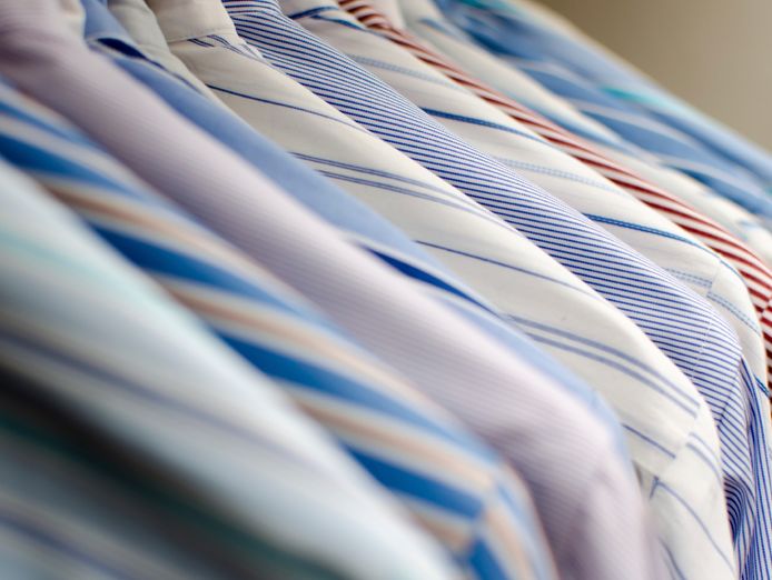 established-dry-cleaning-business-excellent-location-2608161-0