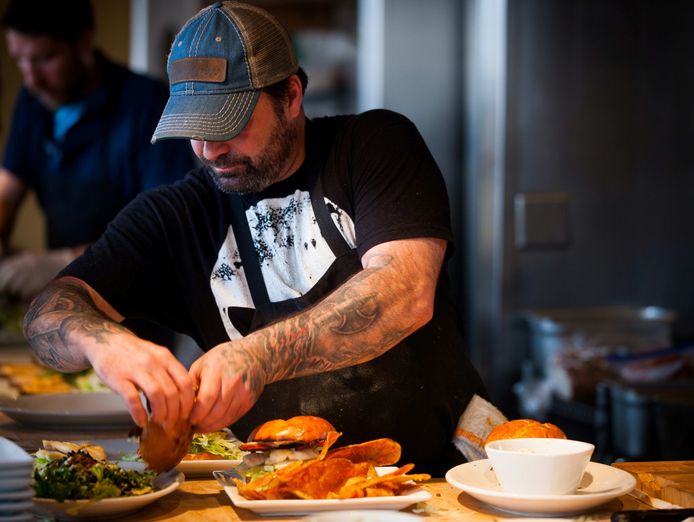 busy-takeaway-restaurant-in-prime-flemington-location-loyal-customer-base-250-3