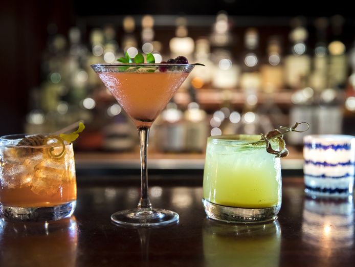 vibrant-bar-in-prime-essendon-maribyrnong-location-under-management-125-000-2