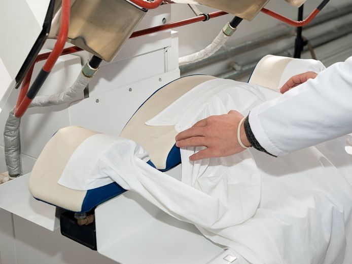 established-dry-cleaning-business-excellent-location-2608161-1