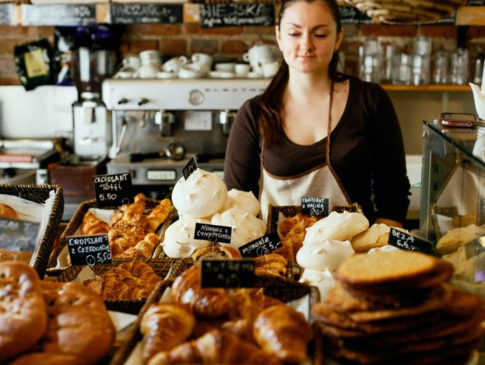established-bakery-main-road-exposure-low-rent-near-chadstone-2410021-0