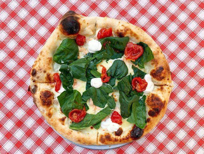 pizza-shop-established-6-years-10-11k-weekly-takings-loyal-customer-base-0