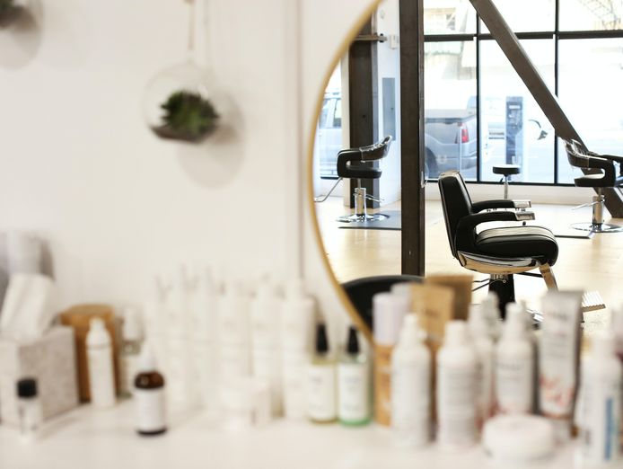 hair-salon-for-sale-in-drouin-fully-managed-well-equipped-amp-stock-included-2