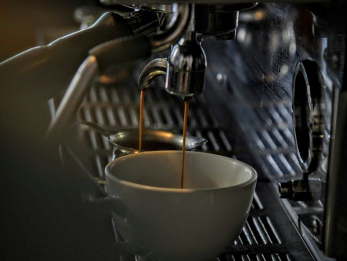 iconic-cafe-and-restaurant-in-inner-suburbs-of-melbourne-a-rare-opportunity-160-2-2