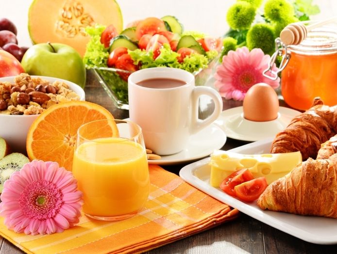 highly-versatile-cafe-restuarant-low-rent-in-well-positioned-suburb-2410304-0