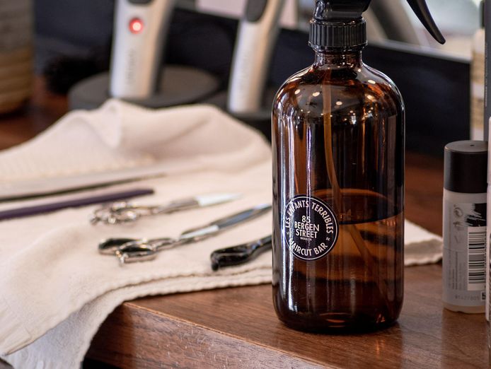 barber-shop-for-sale-beautiful-setup-urgent-quick-sale-73k-2502043-2