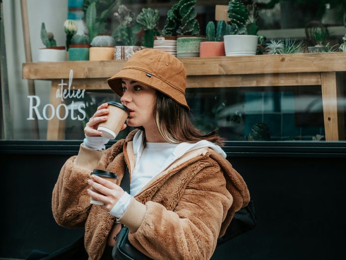 well-established-mobile-coffee-van-business-8-000-takings-p-w-2606091-1