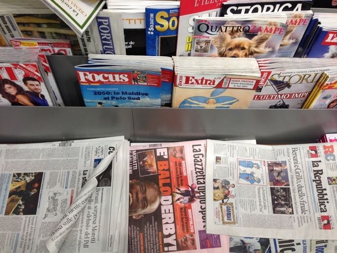 newsagent-gift-cards-and-stationary-shop-prime-location-2304051-2